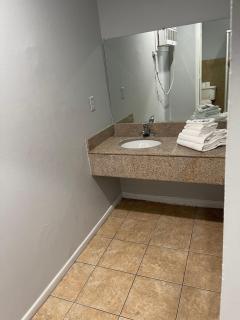 CoachLight Motel - Hemet - 6