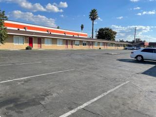 CoachLight Motel - Hemet - 4