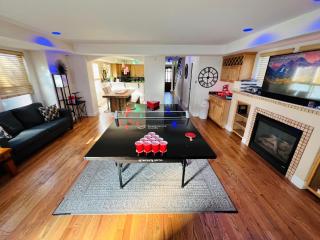 Bach-Wedding Retreat w Game Room, Theater and Hot Tub, 420ok Sleeps 25 - 5