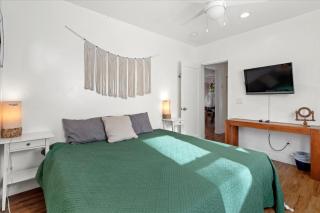 NEW Beautiful BOHO Home by Beach, Downtown + Shops - San Diego - 6