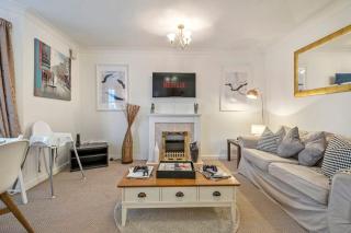 Spacious Apartment with Parking! - 8