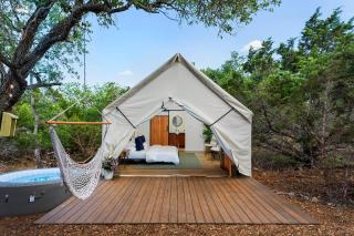 Cherry Cove Glamping W Hot tub AND Cowboy Pool - 0