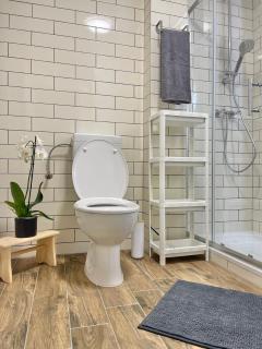 Terracotta Apartment - Zentral, Parken, Netflix, Kontaktloses Einchecken, Kingsize-Bett - Wuppertal - 5