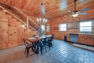 Private Hot Tub, Arcade Game Bee Spring Cabin - 5