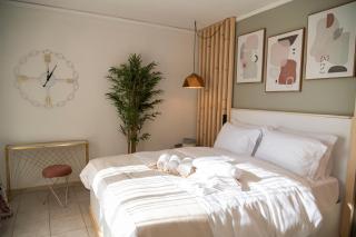 SeaView Luxury Suite - 9