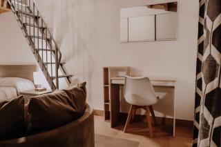 Spazioso Appartamento in Centro con Terrazzo Privato - Privitera - 3