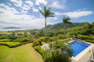 Alta Vista 2C 3bdr 3 bath by Stay in CR - Herradura - 8