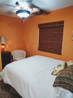 Lakefront Casita - Perfect for couples or families - Hot Springs - 5
