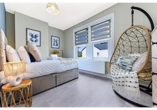 GREAT 4BR House - London - 8