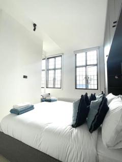 Central & Stylish 2 Bedroom Apartment - Londra - 6