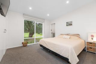 Secluded Seaside Hideaway - Rye - 2