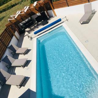 Family friendly house with a swimming pool Kastel Novi, Kastela - 19116 - 8