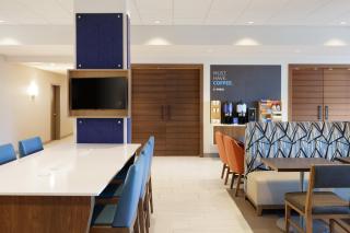 Holiday Inn Express Hotel & Suites Terre Haute by IHG - Terre Haute - 3