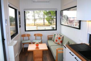 Pink Lake Tiny House - 'Peony' - Lochiel - 6