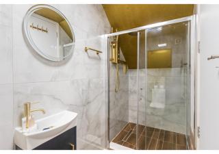 Adventure Awaits: Central London Studio - London - 5