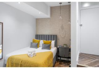 Compact Comfort: Your London Basecamp - Londra - 0