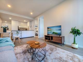Stylish 2br1ba Apartment Mel Pool Gym Wifi - Melbourne - 9