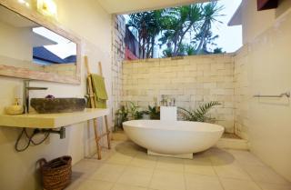 3Bedroom Tropical Villa Zya Seminyak - Seminyak - 1
