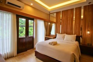 AB Hotel Kuta by AGATA - Kuta - 5
