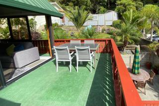 The Swiss Chalet Apartment 9 - Seaview - Top Floor - Air Conditioning & Wi-Fi - Bay of Islands - Paihia - 5