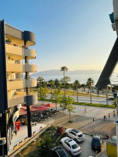 Noah Apartment with parking 10 meters from the beach and Lungomare perfect for families ! - Vlora - 0