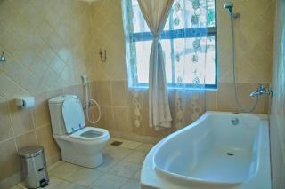 MACHAGE TOURS AND SAFARIS HOTEL - Karatu - 7