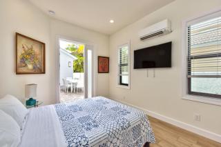 Sorrento Vacation Rental Cabana - Naples - 3