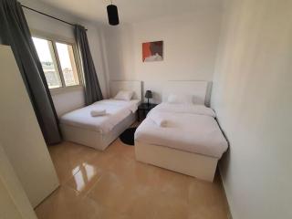 Stylish and luxurious apartment - 1