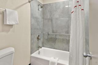 Quality Inn & Suites - Weatherford - 4