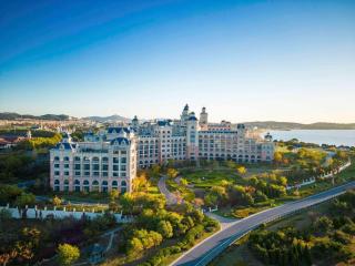 Hilton Dalian Golden Pebble Beach Resort - 7