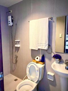 Nature Inspired Cozy Studio Rooms Mandaluyong Near Edsa Shaw Shangri-La Megamall at F Residences - Manila - 3