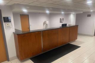 Days Inn by Wyndham Englewood Dayton Airport - Dayton - 9