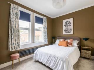 Pass the Keys Welcoming terrace with free street parking - Bath - 3