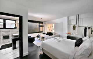 Stunning Athens Apartment Ater Albus Junior Suite Historic Central Location City Views Psyrri - 2