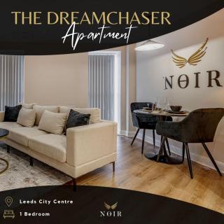 NOIR - Leeds City Centre Apartment - 0