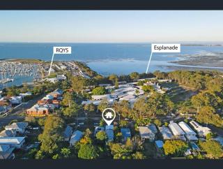 Relaxation 2BR/1.5BA House w Parking near Beach - 5