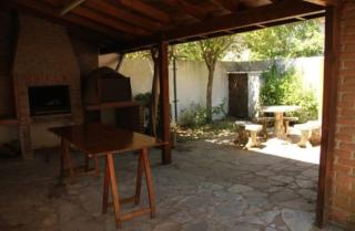 Comodo Chalet en Barrio Norte - Villa Gesell - 2