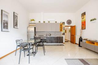 Arvi's Home - in the center of the city of Naples - 1