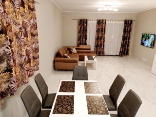 AJP Prestige House Szczecin Załom - Szczecin - 1