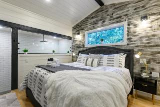 Cozy Cabin Perfect for Couples - Broken Bow - 8