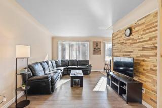 Modern Cozy 1 Bedroom Apartment in Shelby Township - Shelby - 5