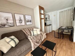 Appartement chaleureux au ski avec piscine - Orelle - 8