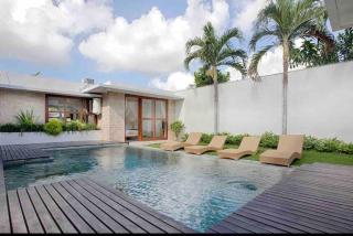New stylish private villa with 2 bedrooms villa in Canggu - 0