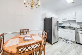 1 Mi to Beach Myrtle Beach Condo with Pool Access - Myrtle Beach - 4
