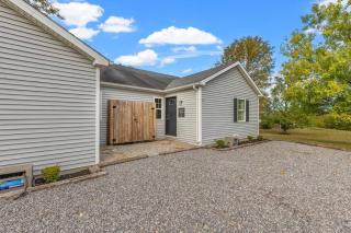The Luxe/Hot Tub/ Putt Putt/10 Mins Shaker Village - 2