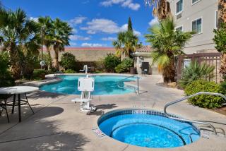 Staybridge Suites Las Cruces by IHG - Las Cruces - 2