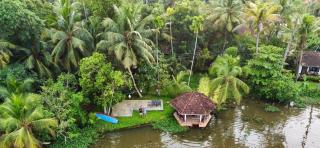 Sunsets and Palm Trees - Alleppey - 4
