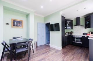 Stylish 2 Bedrooms Flat Sleeps 6 & Garden London Zone 2 cls Central - Londra - 4