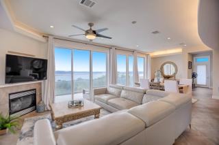 Lake Travis Overlook - 9