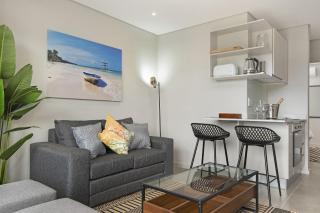 707 at 2SIX2 Florida Road by HostAgents - Durban - 4